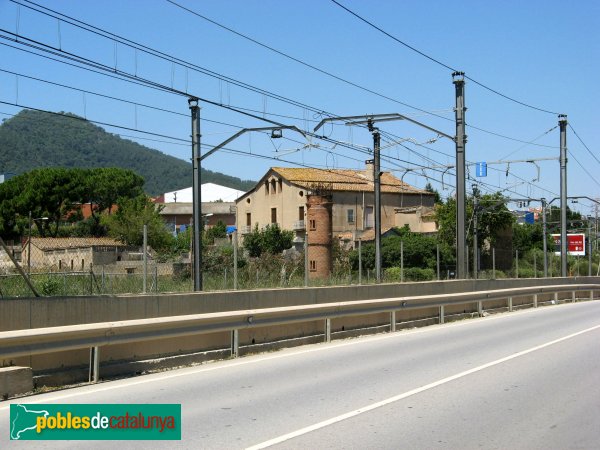 Santa Coloma de Cervelló - Ca n'Isbert (Foto: Albert Esteves, 2008) Santa Coloma de Cervelló - Ca n'Isbert