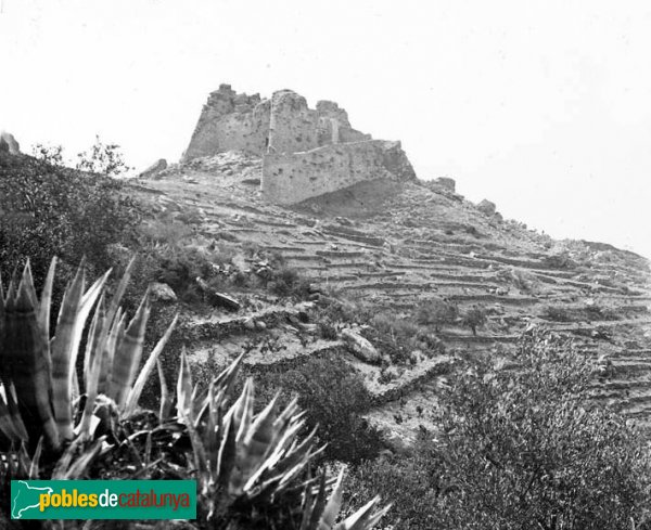 Roses - Castell de la Trinitat (Foto: Josep Salvany - Fons Salvany, Biblioteca de Catalunya, 1912) Roses - Castell de la Trinitat