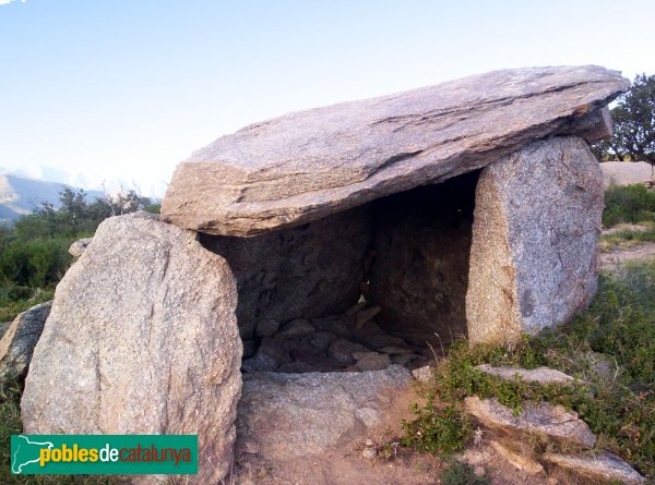 Vilajuïga - Dolmen de la Carena