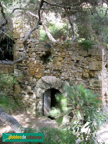 Tarragona - Vila Closa de Tamarit (Foto: Albert Esteves, 2008) Tarragona - Vila Closa de Tamarit