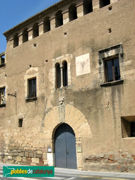 La Canonja - Castell de Masricard, abans de la restauració (Foto: Albert Esteves, 2008) La Canonja - Castell de Masricard, abans de la restauració