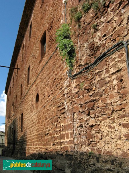 Corbera de Llobregat - Casal de Santa Magdalena o dels Barons (el Castell) (Foto: Albert Esteves, 2008) Corbera de Llobregat - Casal de Santa Magdalena o dels Barons (el Castell)