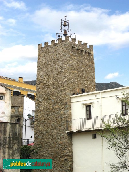 Palau-saverdera - Castell (Foto: Albert Esteves, 2008) Palau-saverdera - Castell