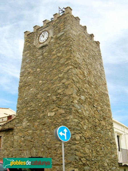 Palau-saverdera - Castell, torre de les Hores (Foto: Albert Esteves, 2008) Palau-saverdera - Castell, torre de les Hores