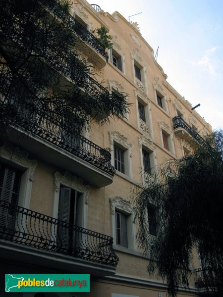 Barcelona - Torres, 2 (Foto: Albert Esteves, 2008) Barcelona - Torres, 2