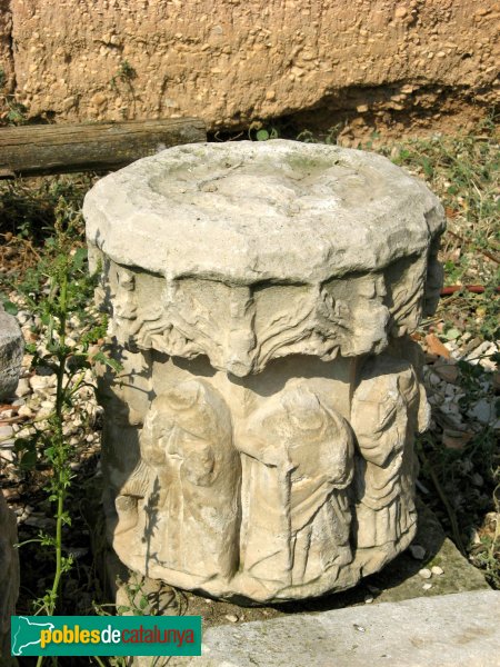 Castellnou de Seana - Creu gòtica