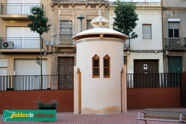 Mataró - Nau Gaudíí, els lavabos (Foto: Gustau Zariquiey, 2008) Mataró - Nau Gaudíí, els lavabos