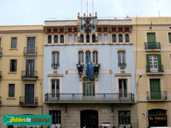 Barcelona - Ajuntament de Gràcia (Foto: Albert Esteves, 2008) Barcelona - Ajuntament de Gràcia