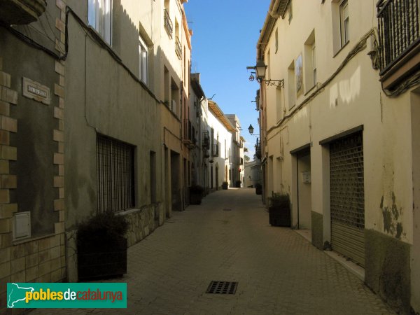 Vallbona d'Anoia - Carrer Major