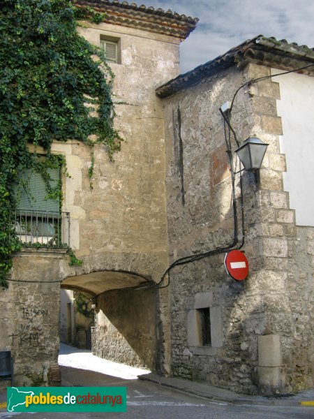 Capellades - Portal i muralla