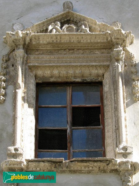 La Pobla de Claramunt - Casa Coca, finestra central