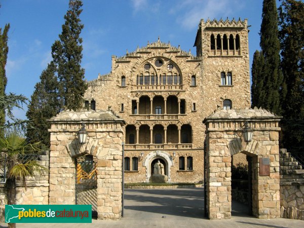 Igualada - Asil del Sant Crist (Foto: Albert Esteves, 2009) Igualada - Asil del Sant Crist