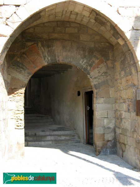 Igualada - Portal de la Font Major (Foto: Albert Esteves, 2009) Igualada - Portal de la Font Major