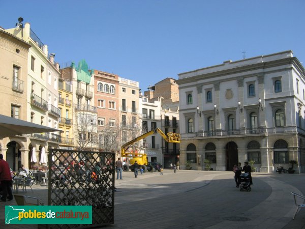 Igualada - Plaça de l'Ajuntament (Foto: Albert Esteves, 2009) Igualada - Plaça de l'Ajuntament