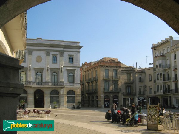Igualada - Plaça de l'Ajuntament (Foto: Albert Esteves, 2009) Igualada - Plaça de l'Ajuntament