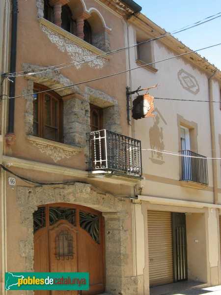 Carme - Cases del carrer Sant Martí (Foto: Albert Esteves, 2009) Carme - Cases del carrer Sant Martí