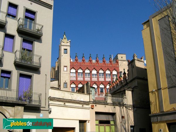 Igualada - Cal Ratés, façana posterior (Foto: Albert Esteves, 2009) Igualada - Cal Ratés, façana posterior