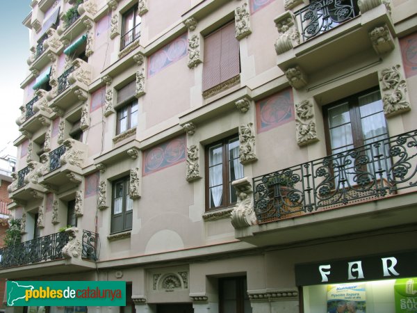 Barcelona - Casa Miquel Call (Verdi, 7) (Foto: Valentí Pons) Barcelona - Casa Miquel Call (Verdi, 7)