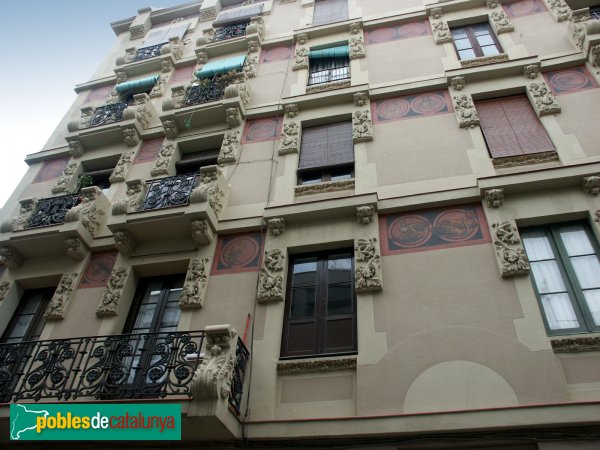 Barcelona - Casa Miquel Call (Verdi, 7) (Foto: Valentí Pons) Barcelona - Casa Miquel Call (Verdi, 7)
