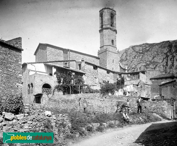 Collbató - Església de Sant Corneli (Foto: Josep Salvany - Fons Salvany, Biblioteca de Catalunya, 1922) Collbató - Església de Sant Corneli