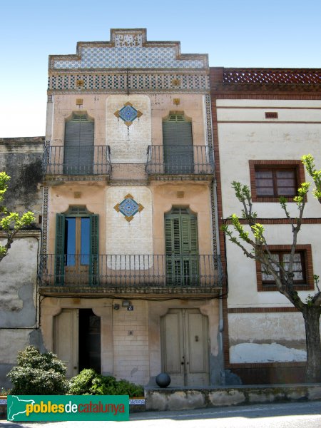 Collbató - Carrer Montserrat, 3