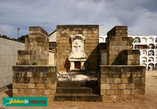 Canet de Mar - Panteó Domènech i Montaner