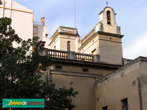 Barcelona - Casa desapargeuda annexa a la capella de la Mare de Déu de la Salut