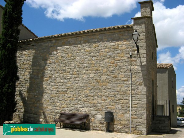 Sant Pere Sallavinera - Església de Sant Jordi de la Llavinera (Foto: Albert Esteves, 2009) Sant Pere Sallavinera - Església de Sant Jordi de la Llavinera