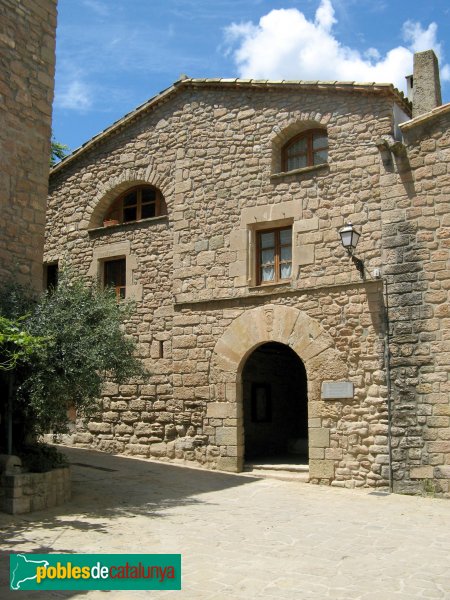 Sant Pere Sallavinera - Casa de la plaça Major