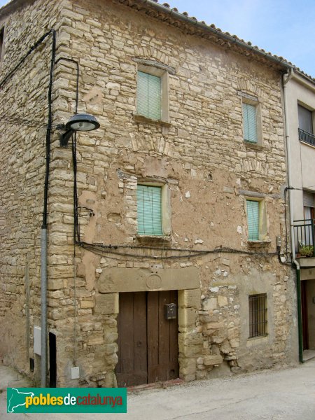 Sant Martí Sesgueioles - Casa antiga (Foto: Albert Esteves, 2009) Sant Martí Sesgueioles - Casa antiga