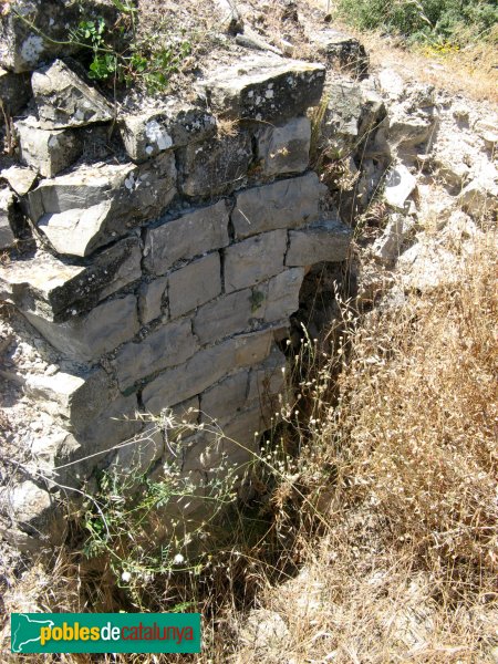 Veciana - Castell de Montfalcó el Gros (Foto: Albert Esteves, 2009) Veciana - Castell de Montfalcó el Gros
