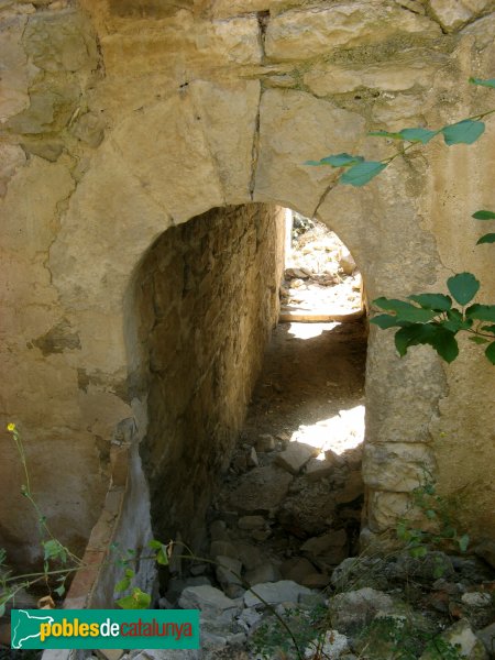 Pujalt - Sant Joan de les Torres, casa de l'ermità (Foto: Albert Esteves, 2009) Pujalt - Sant Joan de les Torres, casa de l'ermità