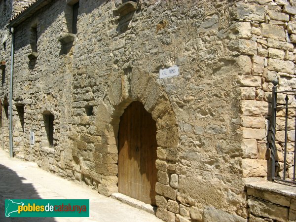 Pujalt - La Guàrdia Pilosa, cal Pons (Foto: Albert Esteves, 2009) Pujalt - La Guàrdia Pilosa, cal Pons