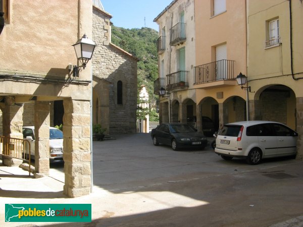 Castellfollit de Riubregós - Plaça Major