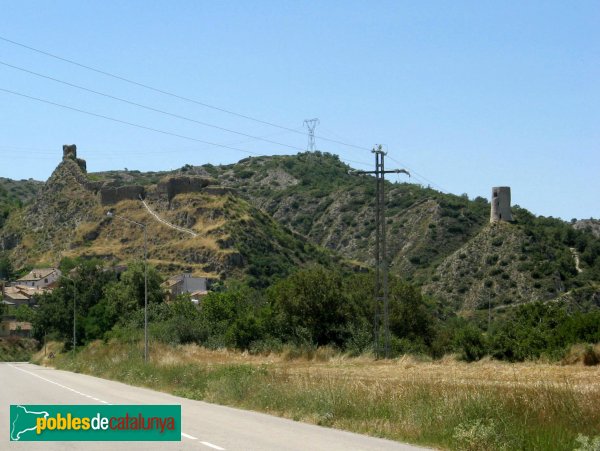 Castellfollit de Riubregós - Castell i torre d'en Balet (Foto: Albert Esteves, 2009) Castellfollit de Riubregós - Castell i torre d'en Balet