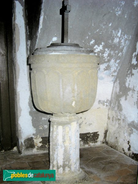 Calonge de Segarra - Santa Maria de Dusfort, pica baptismal Calonge de Segarra - Santa Maria de Dusfort, pica baptismal