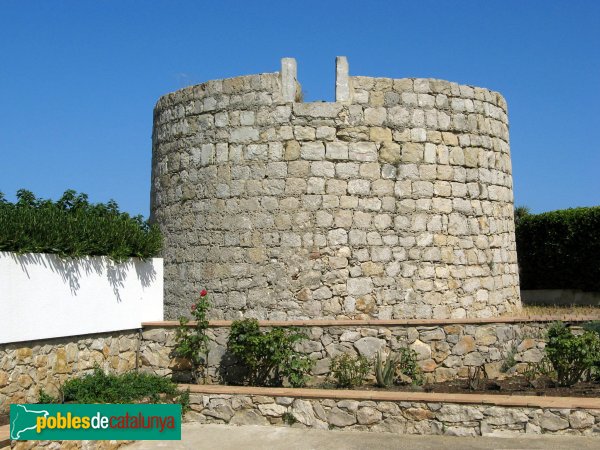L'Escala - Torre del Pedró (Foto: Albert Esteves, 2009) L'Escala - Torre del Pedró