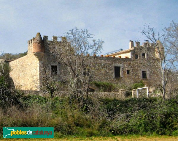 Viladamat - Castell de la Garriga (Foto: Albert Esteves, 2009) Viladamat - Castell de la Garriga
