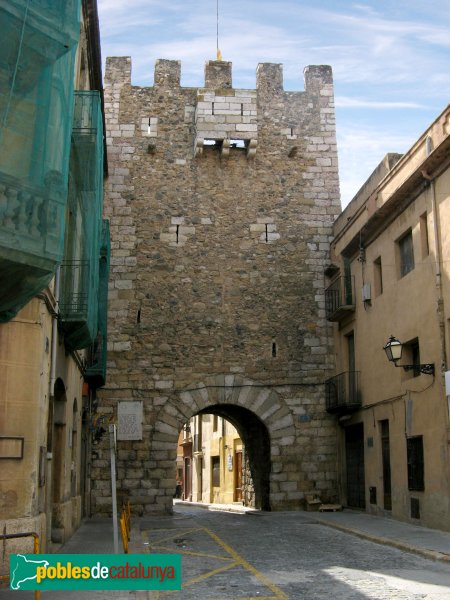 Montblanc - Torre i portal de Bover