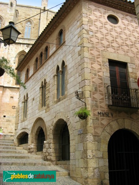 Montblanc - Casal dels Josa (Foto: Albert Esteves, 2009) Montblanc - Casal dels Josa