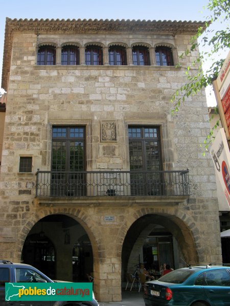 Montblanc - Casa Desclergue (Foto: Albert Esteves, 2009) Montblanc - Casa Desclergue