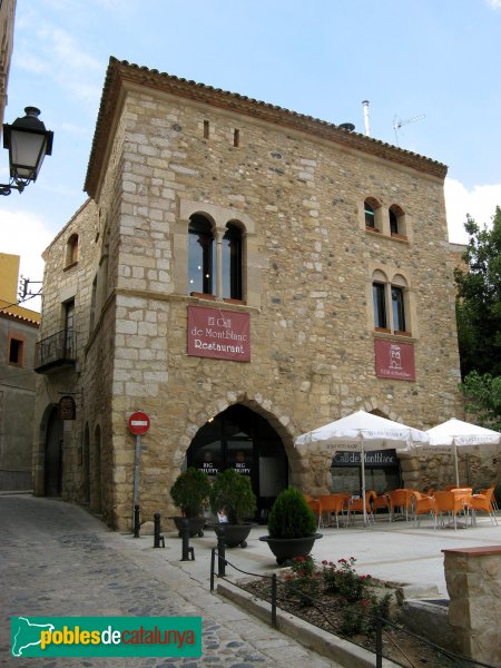 Montblanc - Casa Aguiló (Foto: Albert Esteves, 2009) Montblanc - Casa Aguiló