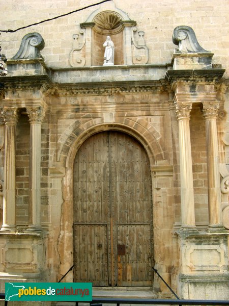 Blancafort - Església de Santa Magdalena, portada