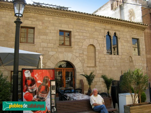 L'Espluga de Francolí - Antic Hospital (Foto: Albert Esteves, 2009) L'Espluga de Francolí - Antic Hospital