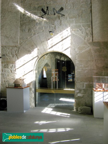 Santa Coloma de Queralt - Castell, entrada primitiva (Foto: Albert Esteves, 2009) Santa Coloma de Queralt - Castell, entrada primitiva