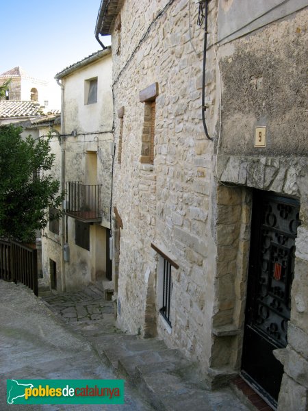 Les Piles - Un carrer del nucli antic