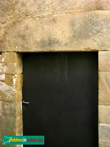 Savallà del Comtat, portal del segle XVII