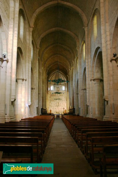 Monestir de Poblet - Interior de la nau central de l'església (Foto: Catarrà, 2007) Monestir de Poblet - Interior de la nau central de l'església