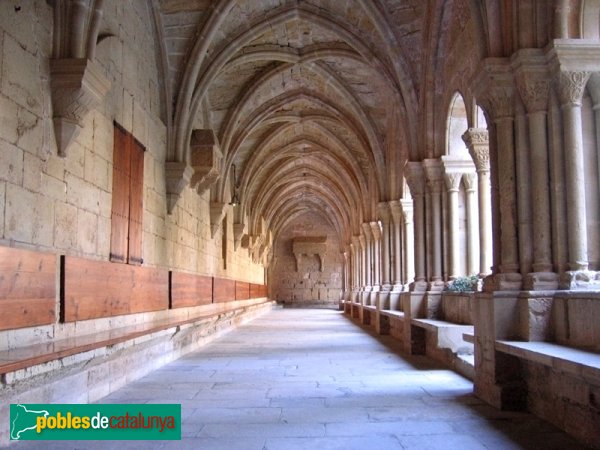 Monestir de Poblet - Claustre, ala romànica