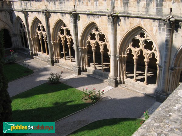 Monestir de Poblet - Claustre (Foto: Raul, 2006) Monestir de Poblet - Claustre